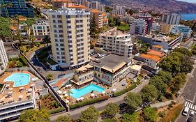 Muthu Raga Madeira Hotel  4*